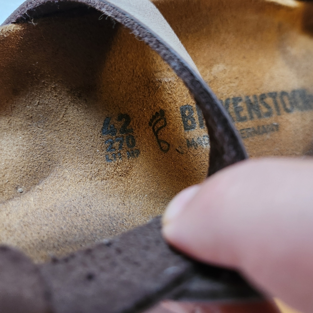 Birkenstock sandals size 11 in EUC - Picture 2 of 5